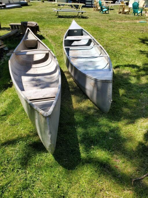 Fun Place With A Sandy Beach For Swimming, Boating, And Fishing, Featuring 3 Available Cabins Fenelon Falls Екстер'єр фото