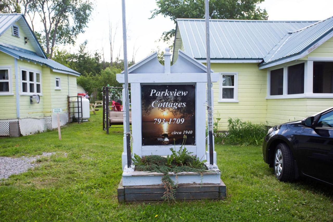 Fun Place With A Sandy Beach For Swimming, Boating, And Fishing, Featuring 3 Available Cabins Fenelon Falls Екстер'єр фото